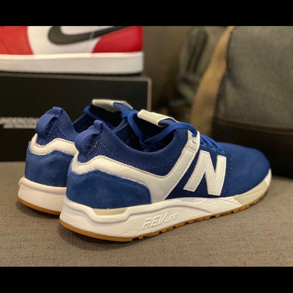 NEW BALANCE 247 Royal/Gum Sole Men 8 (fits Nike 9)